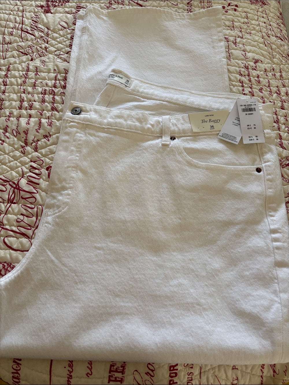 Abercrombie & Fitch White The Baggy Low-Rise Jeans Size 36 Short(not Curvy Love)